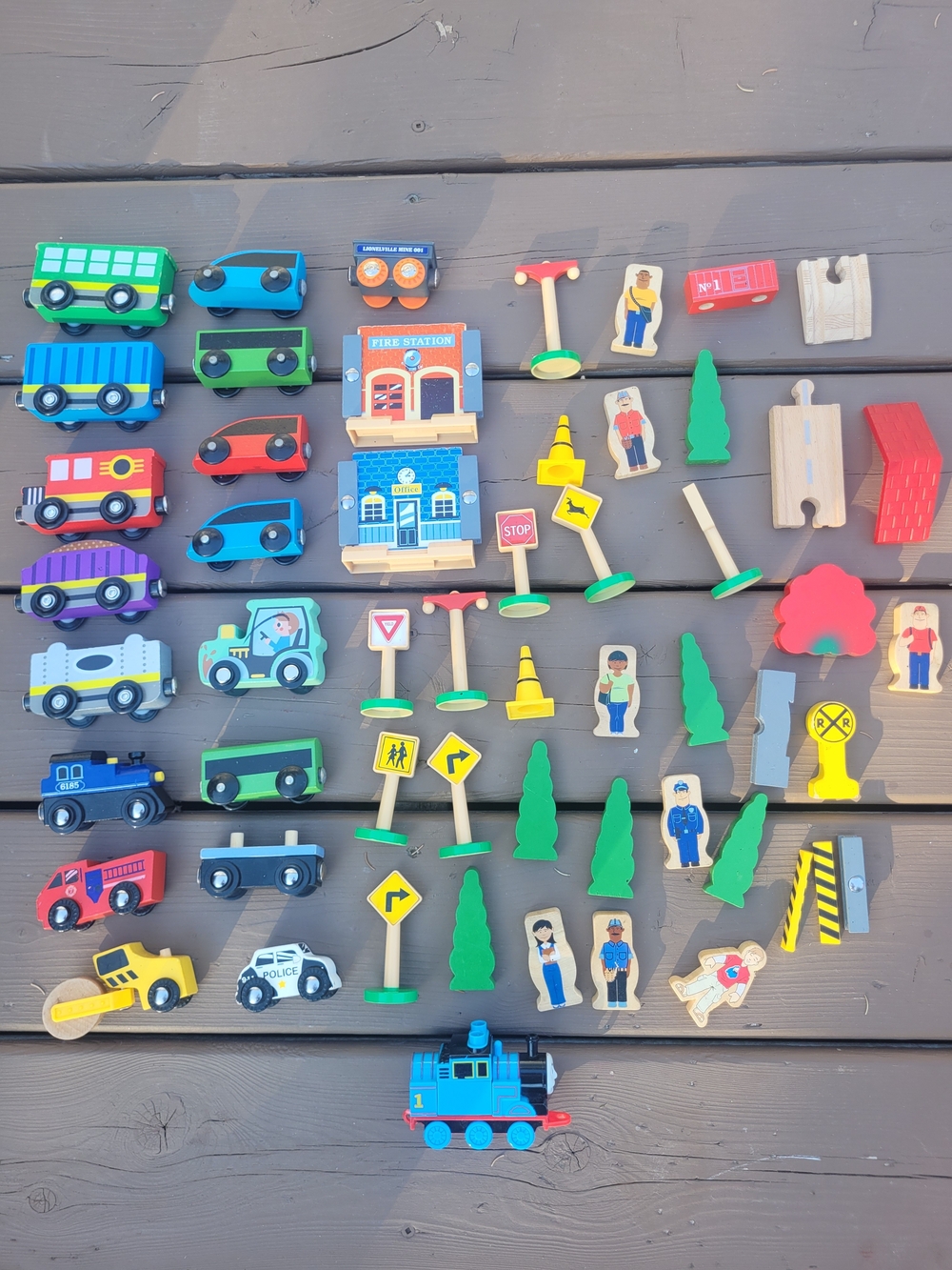 Wooden Trainset Accessories ( Mixed Brands, KidKraft, Melissa And Doug Etc)